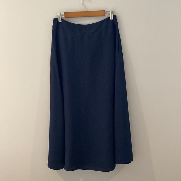 NWT Iris & Ink A Line navy skirt size 10 (size 6 US) - Picture 4 of 4